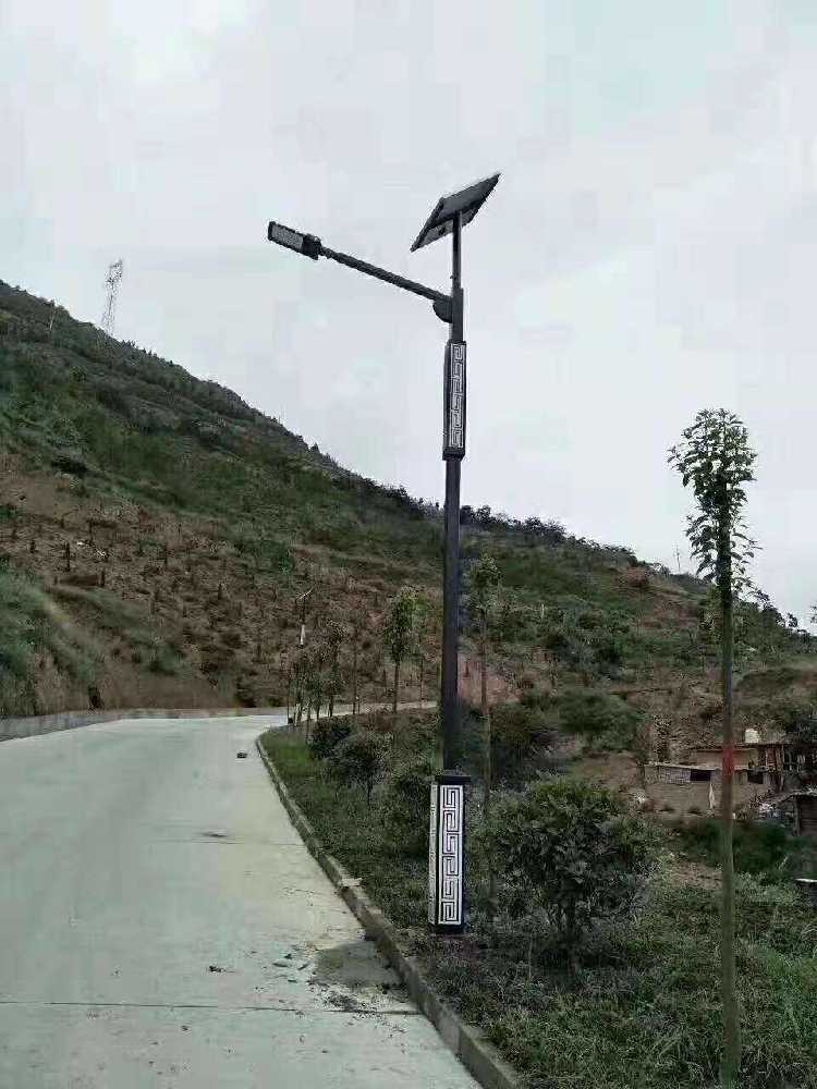 科尔沁右翼前旗仿古太阳能路灯